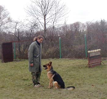 Unique Sherak - Hostivař 11/2004
